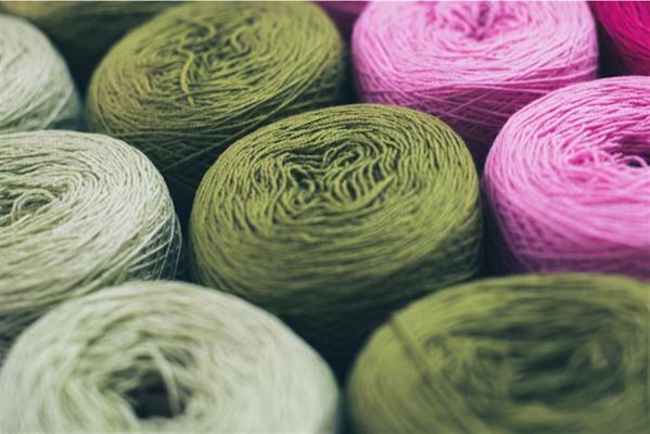 Opdag Elegance og Kreativitet på Stofmøllen