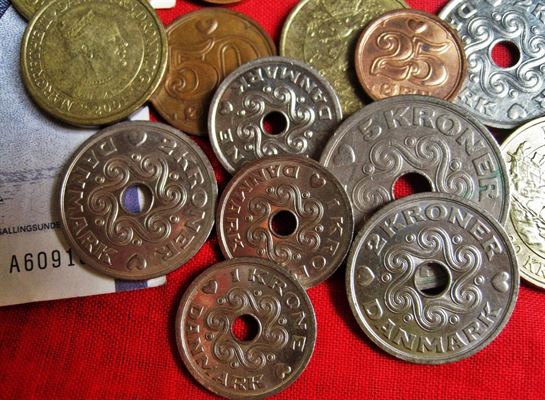 Sælg din telefon og tablet hos OneFone, og få en stak sedler i hånden