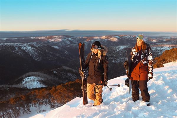 Ultimativ Komfort: Sådan Forbedrer Skiundertøj i Merinould Din Skiferie
